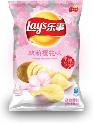 Чипсы Lay's со вкусом сакуры 70 грамм